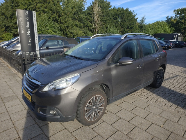 Foto 2 van Peugeot 2008 1.2 PureTech Active (bj 2014)