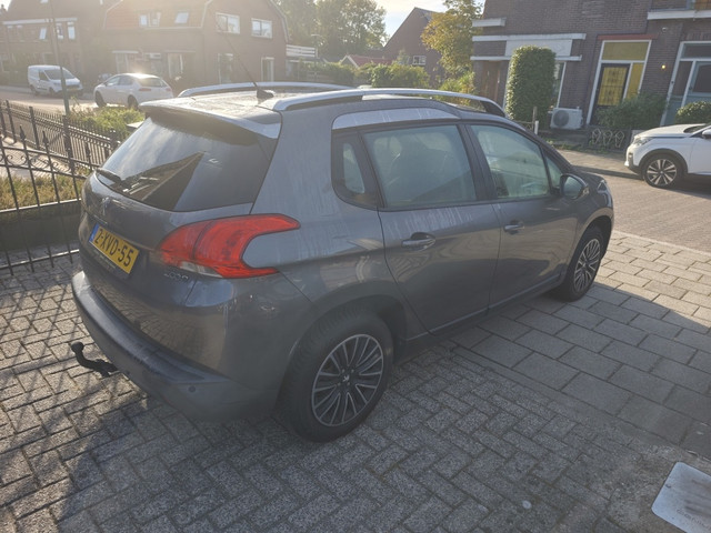 Foto 9 van Peugeot 2008 1.2 PureTech Active (bj 2014)