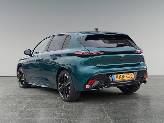 Foto 3 van Peugeot 308 1.2 Hybrid 145pk e-DCS6 GT | STOELMASSAGE | 360° CAMERA | NAVI | APPLE CARPLAY / ANDROID