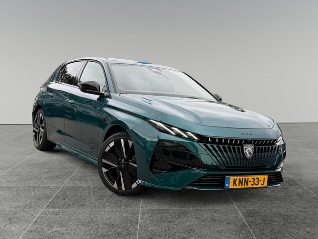 Foto 7 van Peugeot 308 1.2 Hybrid 145pk e-DCS6 GT | STOELMASSAGE | 360° CAMERA | NAVI | APPLE CARPLAY / ANDROID