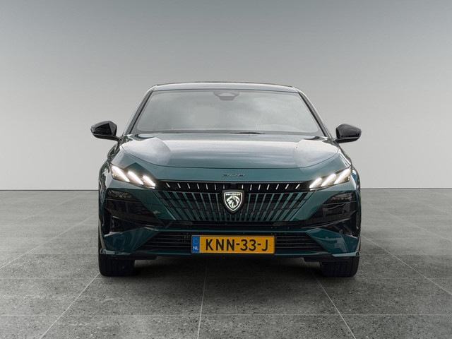 Foto 8 van Peugeot 308 1.2 Hybrid 145pk e-DCS6 GT | STOELMASSAGE | 360° CAMERA | NAVI | APPLE CARPLAY / ANDROID