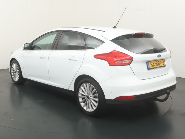 Foto 9 van Ford Focus 125PK Titanium Edition 5DRS | Trekhaak | Privacy glass | 17-inch | All seasonsbanden |
