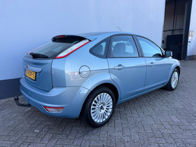 Foto 5 van Ford Focus 1.8 Limited - Lederen Interieur - Trekhaak
