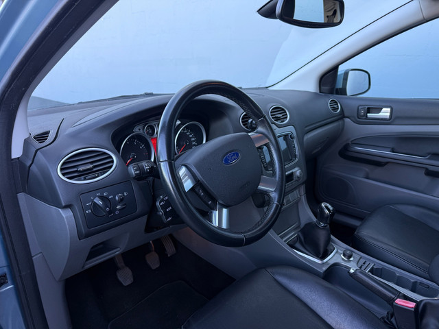 Foto 9 van Ford Focus 1.8 Limited - Lederen Interieur - Trekhaak