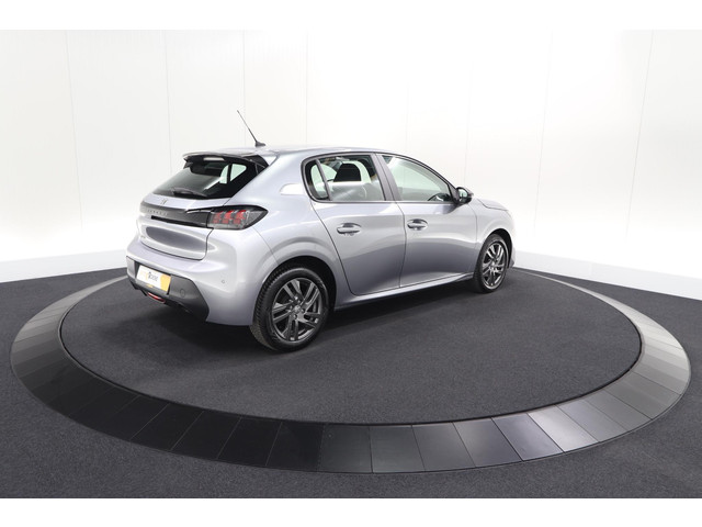 Foto 7 van Peugeot 208 PureTech 75 Active Pack | Navigatie | Parkeersensoren | Apple Carplay | Allseason Banden