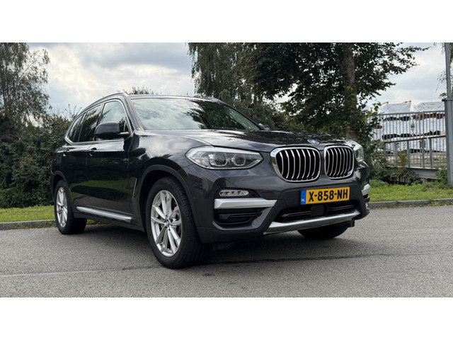 BMW X3 - xDrive30i High Executive
