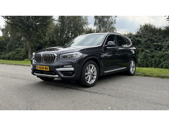 Foto 8 van BMW X3 - xDrive30i High Executive