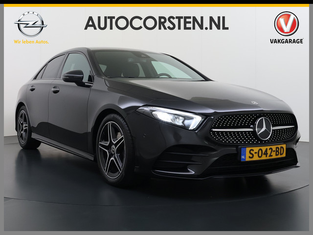 Foto 7 van Mercedes-Benz A-Klasse Sedan 180 Automaat AMG Line Night Premium Stoelverwarming Camera Apple Carpla