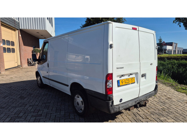 Foto 5 van Ford Transit 260S 2.2 TDCI Ambiente nieuwe apk