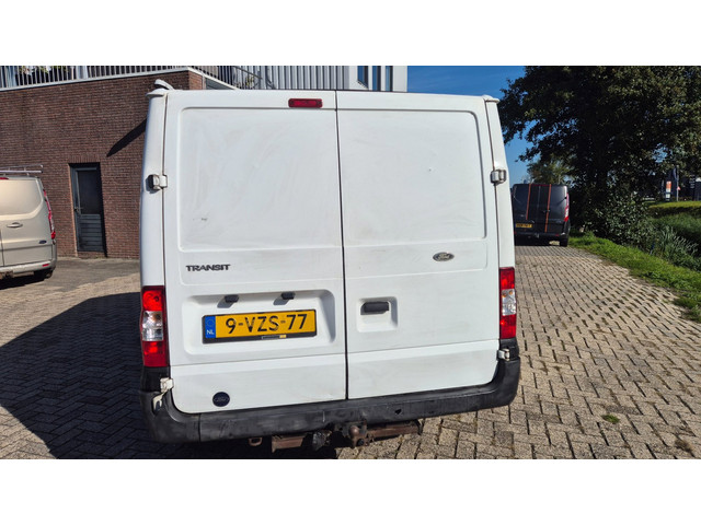 Foto 6 van Ford Transit 260S 2.2 TDCI Ambiente nieuwe apk