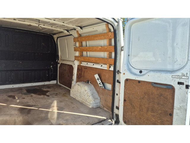 Foto 9 van Ford Transit 260S 2.2 TDCI Ambiente nieuwe apk