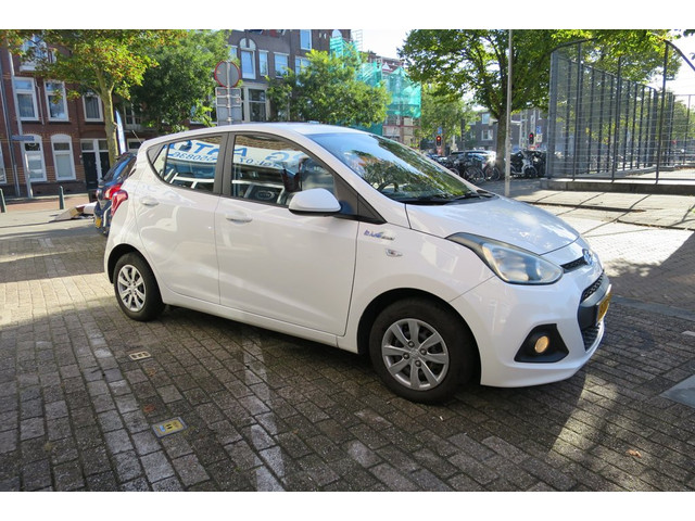 Foto 7 van Hyundai I10 1.0i Go! Nieuwe koppeling | APK | Achteruitrij camera | Navigatie |Airco met Climite Con