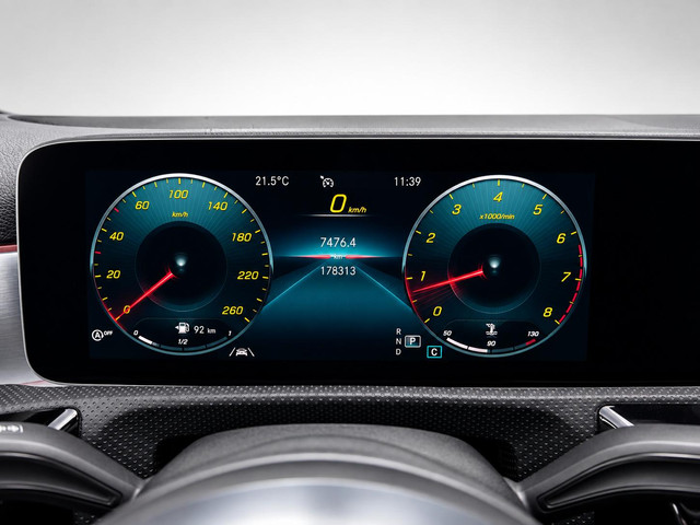 Foto 8 van Mercedes-Benz A-klasse 250|AMG Premium paint|PANO |2Tone-Leer|Camera|Burmester-Audio|SfeerLicht | Pr