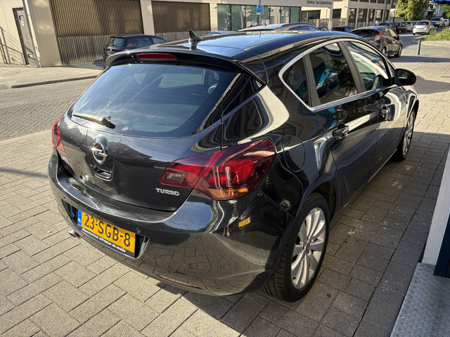 Foto 7 van Opel Astra 1.4 Turbo Cosmo NL AUTO/NW APK 09/27/NAVI/CLIMA