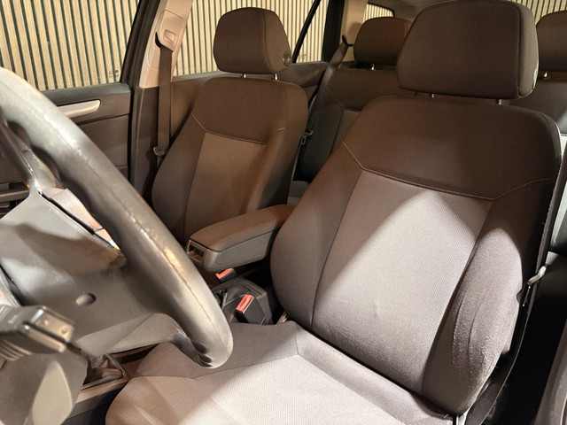 Foto 2 van Opel Astra Wagon 1.6 Edition nieuwe APK NAP trekhaak