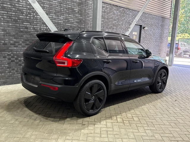 Foto 3 van Volvo XC40 2.0 B3 Plus Black Edition | Harman/Kardon | BLIS | 360° Camera | Pilot Assist | Stoel+Stu