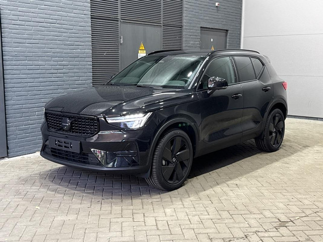 Foto 5 van Volvo XC40 2.0 B3 Plus Black Edition | Harman/Kardon | BLIS | 360° Camera | Pilot Assist | Stoel+Stu