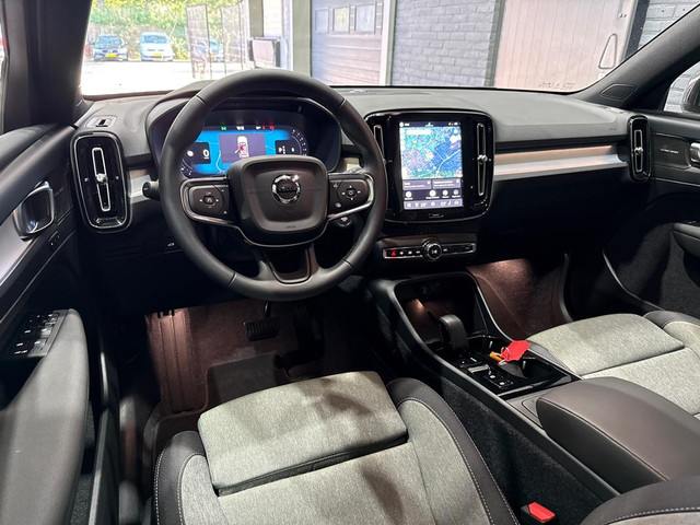 Volvo XC40 2.0 B3 Plus Black Edition | Harman/Kardon | BLIS | 360° Camera | Pilot Assist | Stoel+Stu