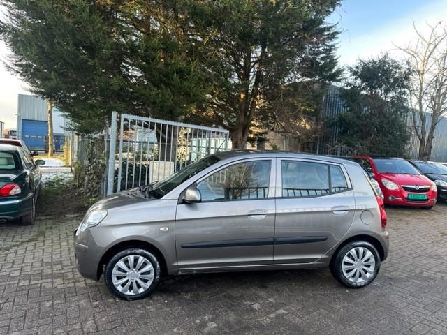 Foto 2 van Kia Picanto 1.0 Seven, Airco, Apk 04/27