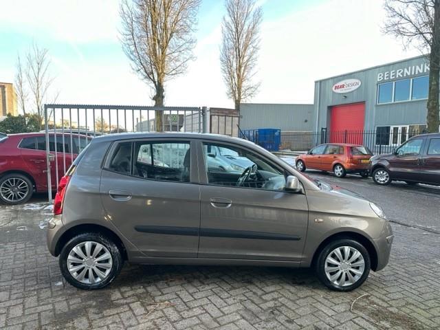 Foto 6 van Kia Picanto 1.0 Seven, Airco, Apk 04/27