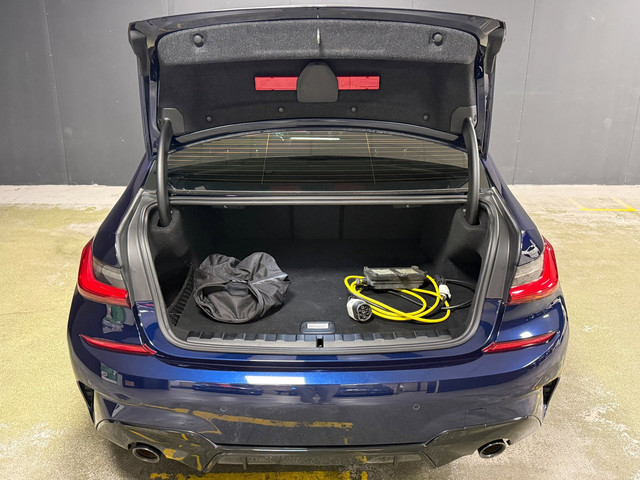 Foto 7 van BMW 3-serie 330e eDrive Edition M-Sport|KANTELDAK|SFEER|HUD|CARPLAY|PDC|LED|CRUISE|LEDER|STOELV|CAME
