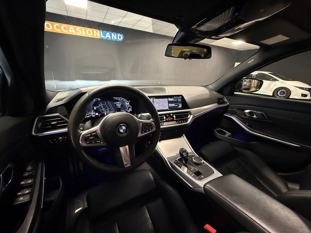 Foto 10 van BMW 3-serie 330e eDrive Edition M-Sport|KANTELDAK|SFEER|HUD|CARPLAY|PDC|LED|CRUISE|LEDER|STOELV|CAME