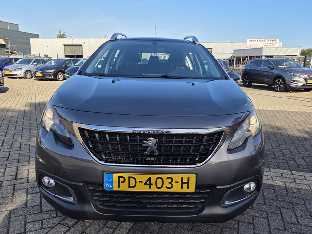Foto 6 van Peugeot 2008 1.2 Blue Lion/PANO/NAVI/NEIUW DIS RIEM