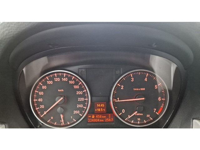 Foto 7 van BMW 3-serie 318i Business Line NAVI PSENSOR CRUISE 2 X SLEUTELS