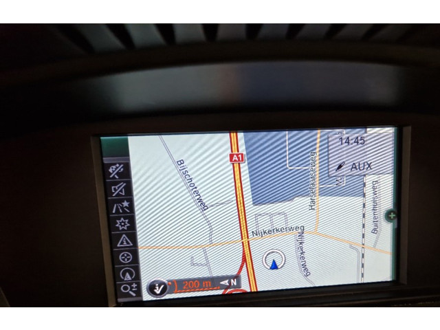 BMW 3-serie 318i Business Line NAVI PSENSOR CRUISE 2 X SLEUTELS