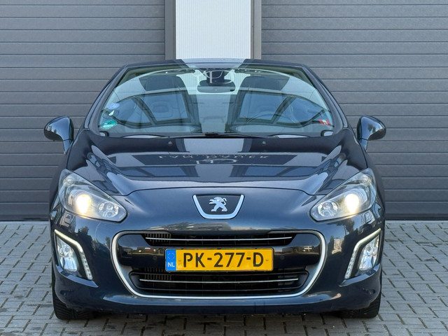 Foto 6 van Peugeot 308 CC 1.6 THP Roland Garros / CABRIO / NAVI / JBL