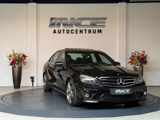 Foto 6 van Mercedes-Benz C-klasse AMG C63 6.2 V8 | Topstaat