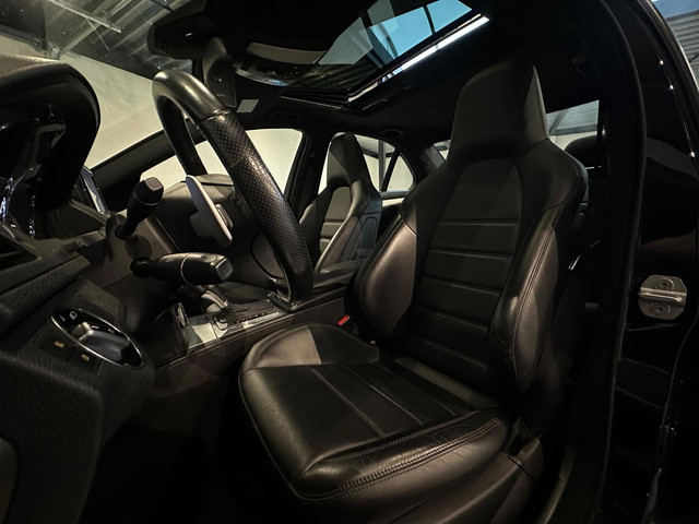 Foto 2 van Mercedes-Benz C-klasse AMG C63 6.2 V8 | Topstaat