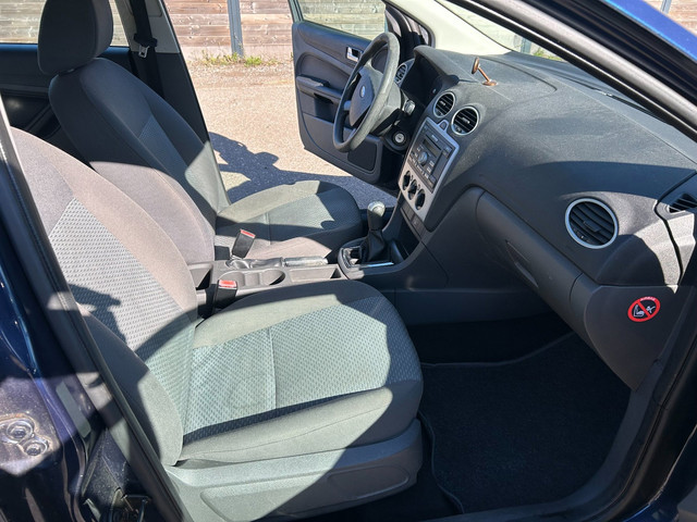 Foto 3 van Ford Focus Wagon 2006 Airco 1.6 Benzine