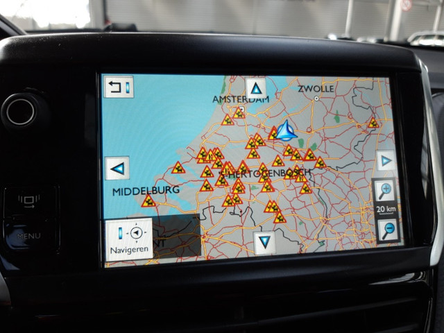 Foto 9 van Peugeot 2008 1.2 VTi Allure Pack Premium Plus AUT PANO NAVI PSENSOR CRUISE 2 X SLEUTELS