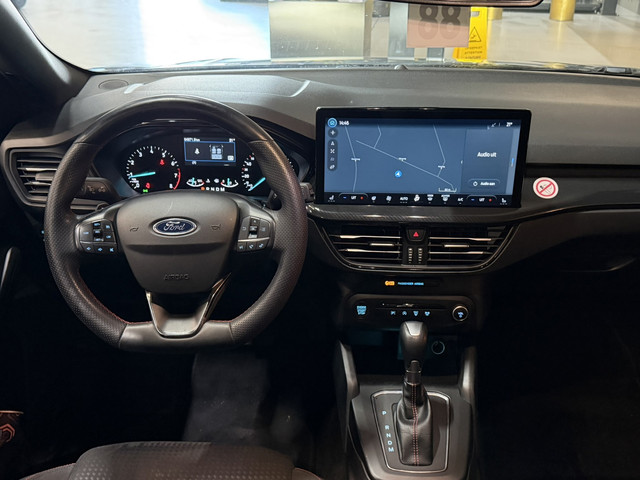 Foto 8 van Ford Focus Wagon 1.0 EcoBoost Mild-Hybrid ST-Line | Automaat | StuurVW | StoelVW | CarPlay | Navi |