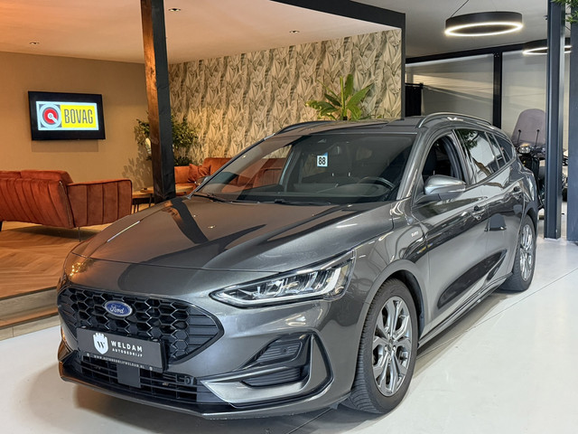 Foto 10 van Ford Focus Wagon 1.0 EcoBoost Mild-Hybrid ST-Line | Automaat | StuurVW | StoelVW | CarPlay | Navi |