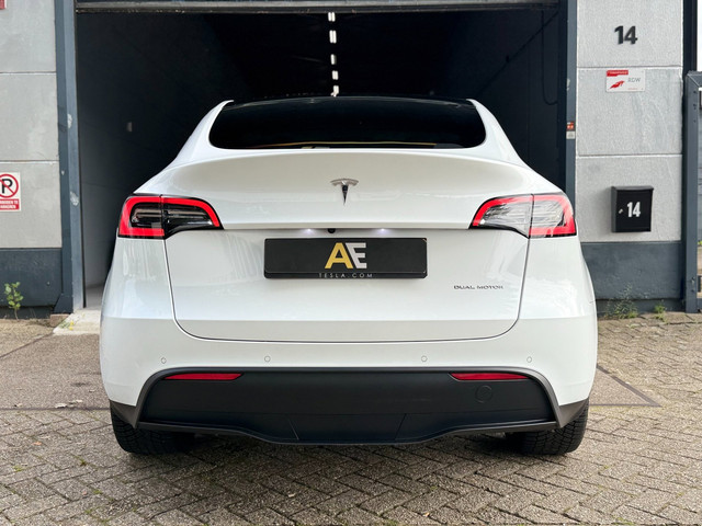 Foto 5 van Tesla Model Y Long Range AWD 75 kWh | Elektrisch | 2022 | Panoramadak | Premium Audio | Keyless | Ve