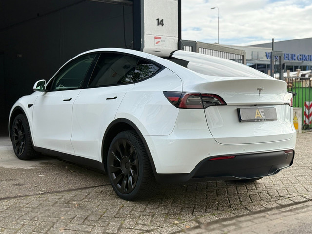 Foto 6 van Tesla Model Y Long Range AWD 75 kWh | Elektrisch | 2022 | Panoramadak | Premium Audio | Keyless | Ve