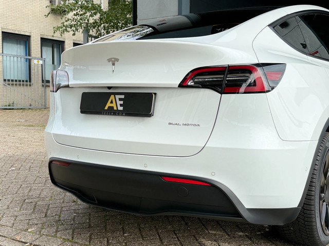 Foto 7 van Tesla Model Y Long Range AWD 75 kWh | Elektrisch | 2022 | Panoramadak | Premium Audio | Keyless | Ve