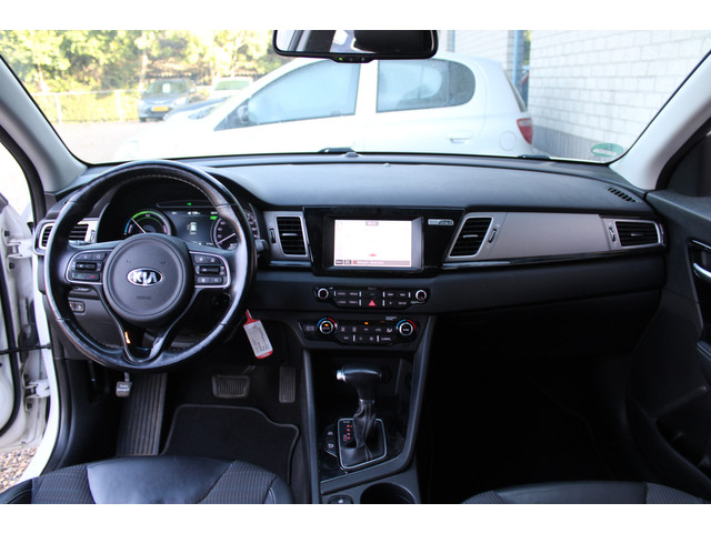 Foto 6 van Kia Niro 1.6 GDi PHEV DynamicLine Trekhaak Clima Navi Stoel- stuurverwarming