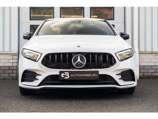 Foto 7 van Mercedes-Benz A-klasse 200 AMG