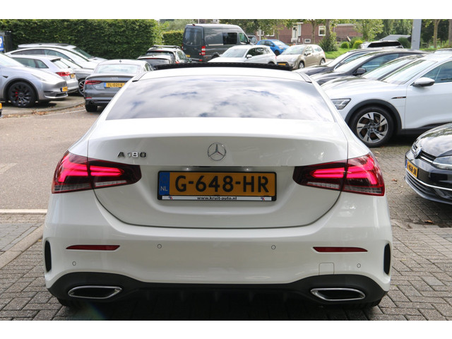 Foto 7 van Mercedes-Benz A-klasse 180 Business Solution AMG