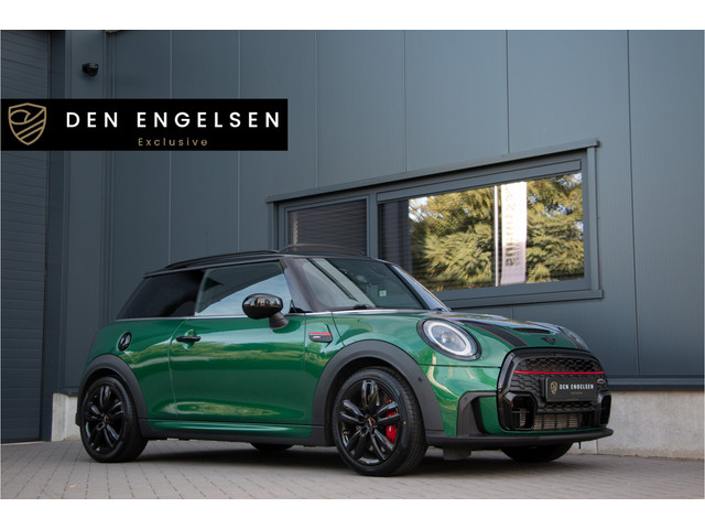MINI 3-deurs 2.0 John Cooper Works 231PK | Pro Exhaust | Pano | ACC | HUD | Camera | KeyLess | Stuur