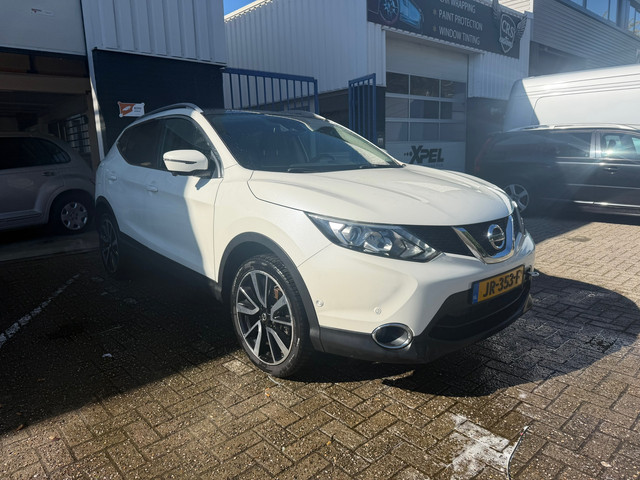 Foto 2 van Nissan Qashqai 1.2 Tekna AUTOMAAT DEFECT
