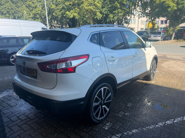 Foto 4 van Nissan Qashqai 1.2 Tekna AUTOMAAT DEFECT
