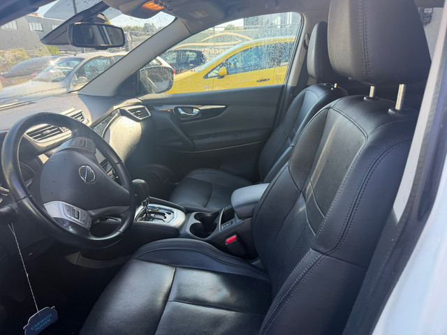 Foto 8 van Nissan Qashqai 1.2 Tekna AUTOMAAT DEFECT