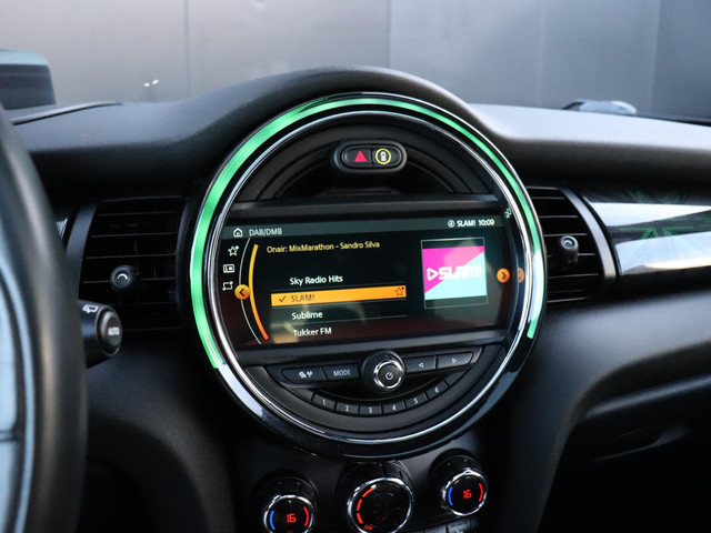 Foto 6 van MINI Electric cooper S 33 kWh | LEDER | PANO-DAK | CAMERA | H&K | HEAD-UP | CRUISE | NAVI | STOELVER