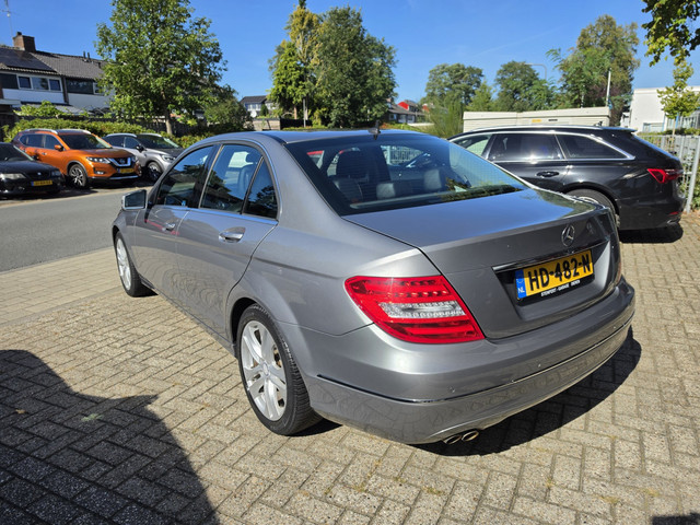 Foto 9 van Mercedes-Benz C-klasse 180 Prestige Avantgarde