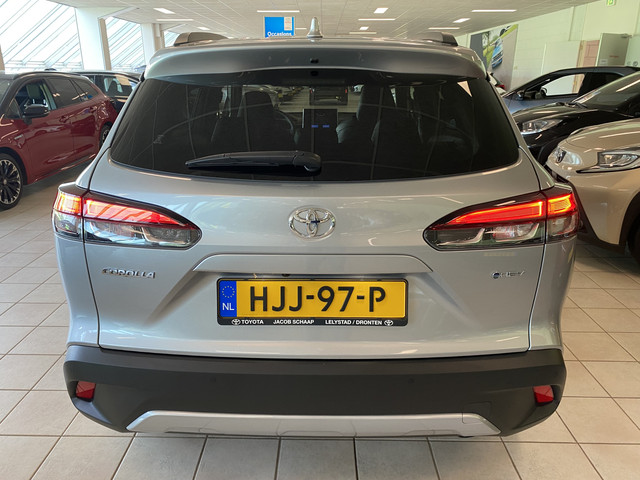 Foto 10 van Toyota Corolla Cross Hybrid 200 Executive | Leder | Navigatie | Dodehoek detectie | 360 graden camer