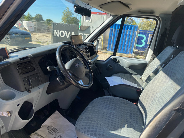 Foto 6 van Ford Transit 350L 2.2 TDCI Ambiente EF HD Jumbo / 2014 / Euro5 / Airco / 168.478 KM NAP/ APK 29-5-20